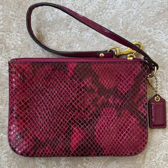 COACH Leather Zippered Wristlet Snakeskin Raspberry Pink Embossed Python Exotic - Picture 10 of 15